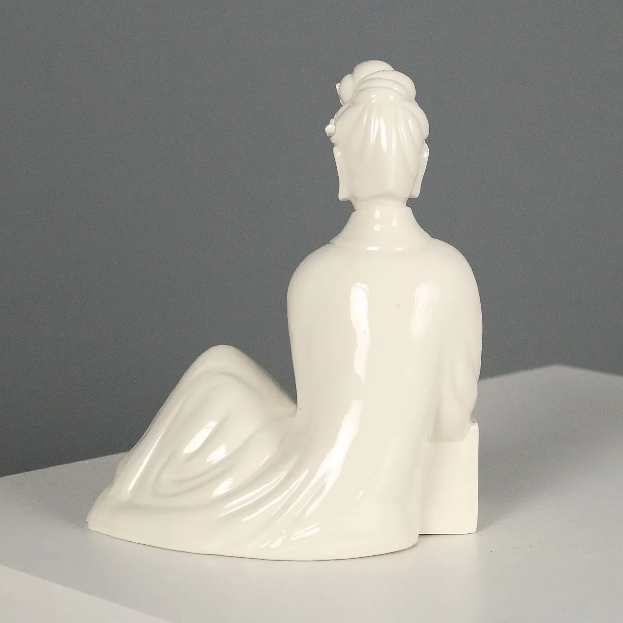 Guanyin in porcellana bianca, '900 3