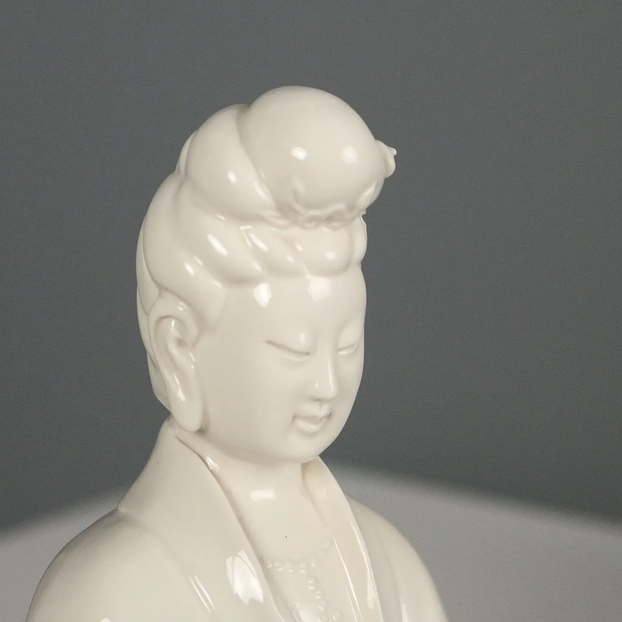 Guanyin in porcellana bianca, '900 4