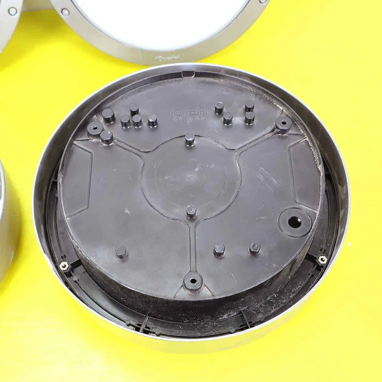 4 Metal and glass wall lamps from Guzzini, 1980s 6