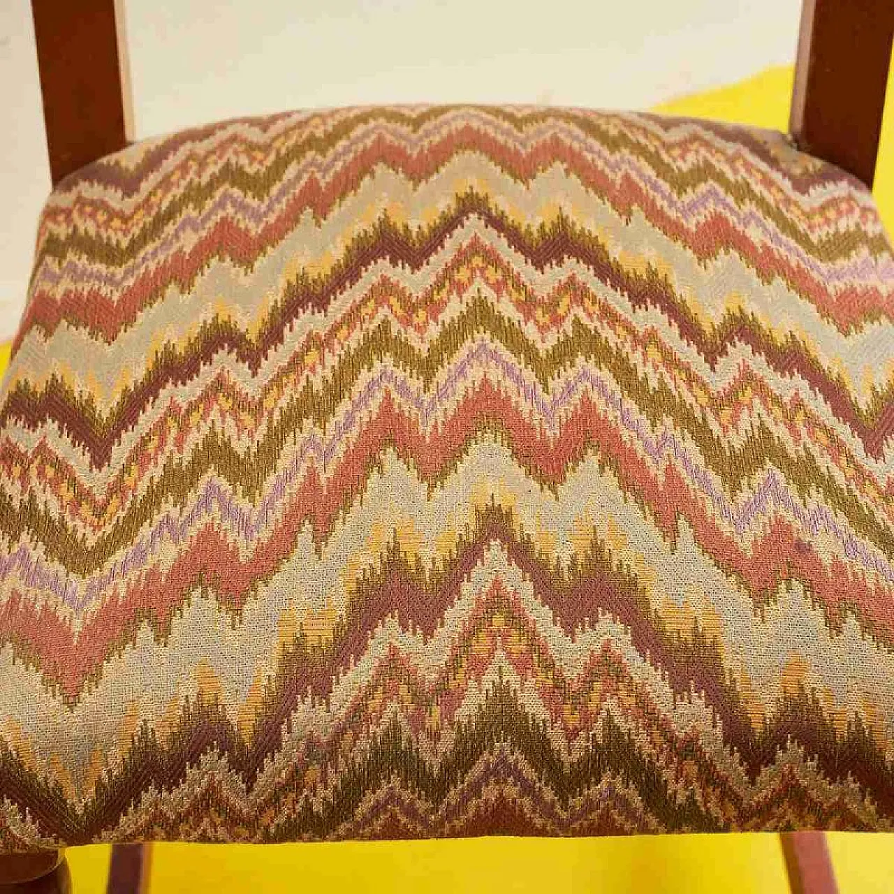 6 Spool chairs in wood, 1970s 7