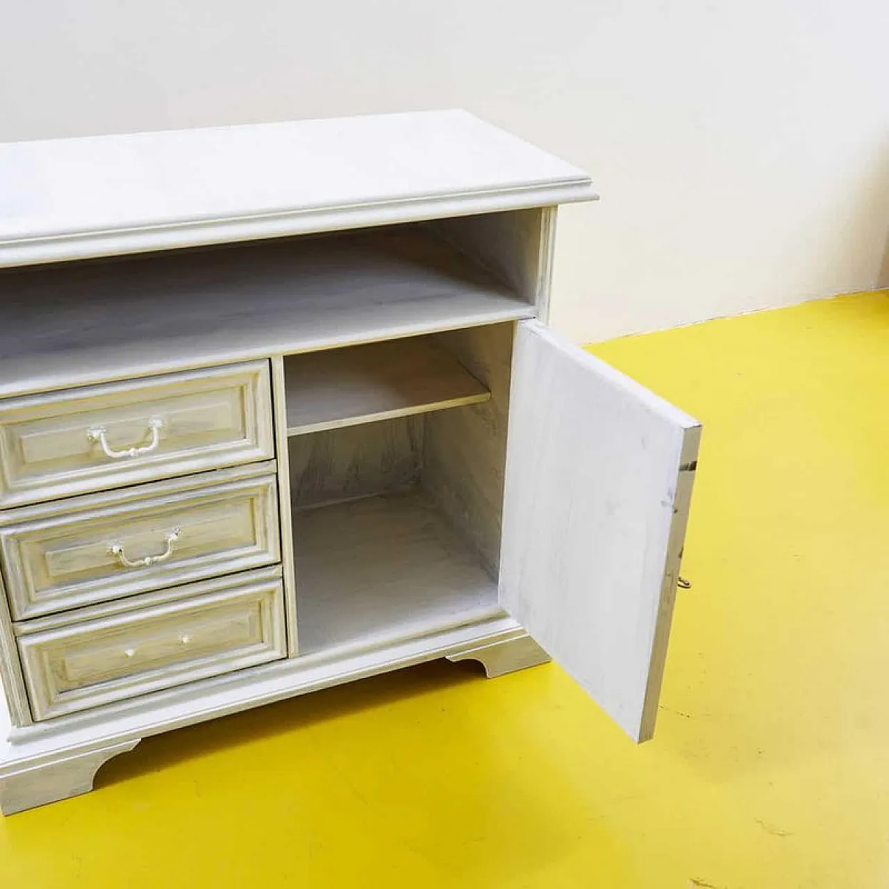 Small white wooden sideboard, 1980s 2