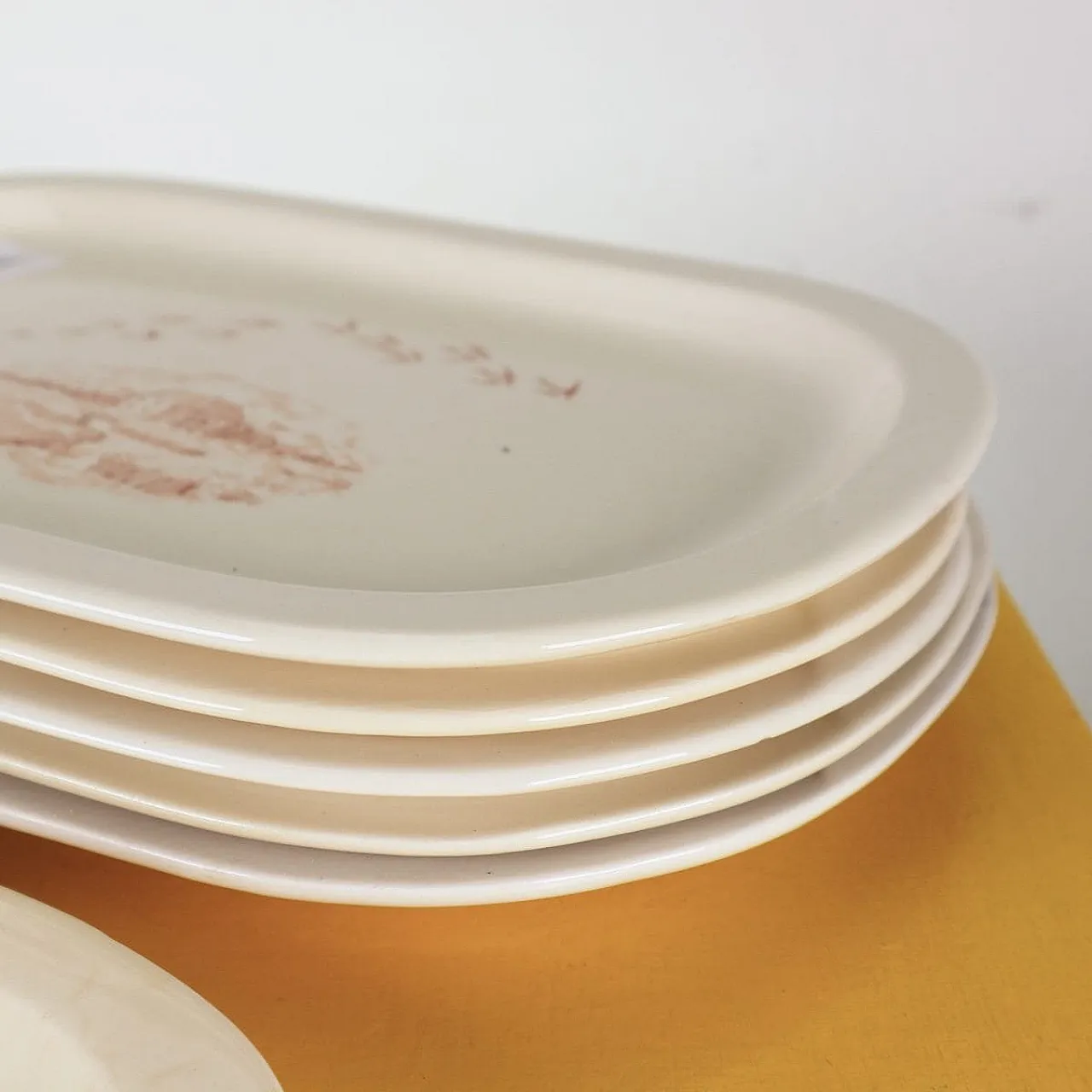 6 Piatti Mulino Bianco ovali in ceramica bianca, anni '80 5