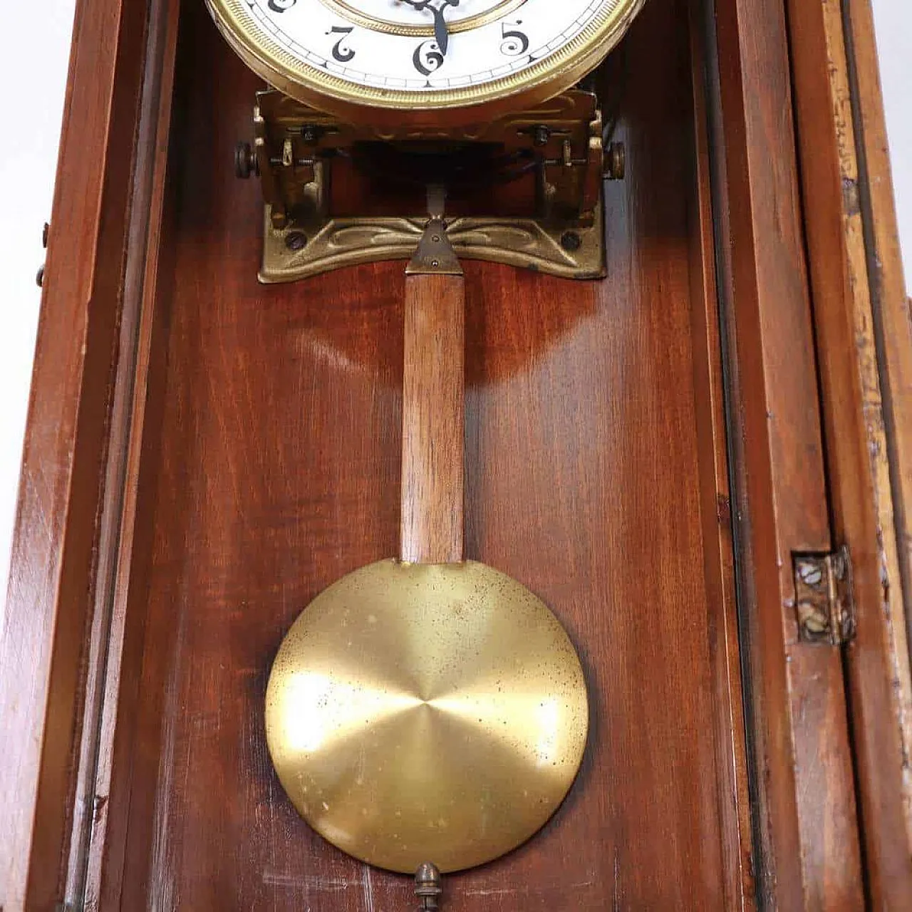 Wall Pendulum Clock in wood eith horse, 20th centrury 8