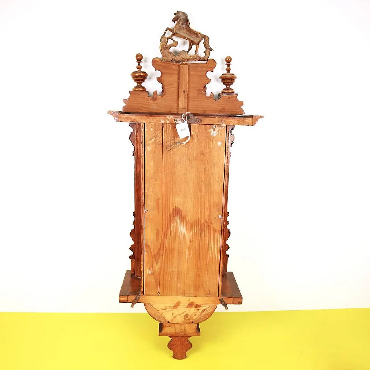 Wall Pendulum Clock in wood eith horse, 20th centrury 12
