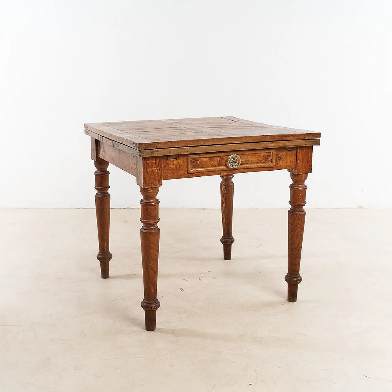 Romagnolo table in elm, 19th century 1