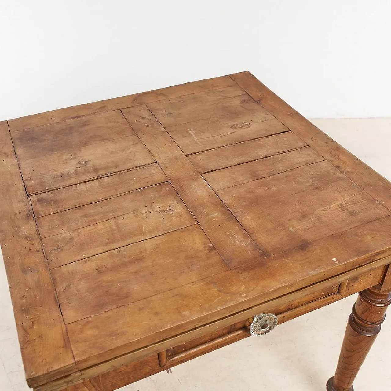 Romagnolo table in elm, 19th century 7