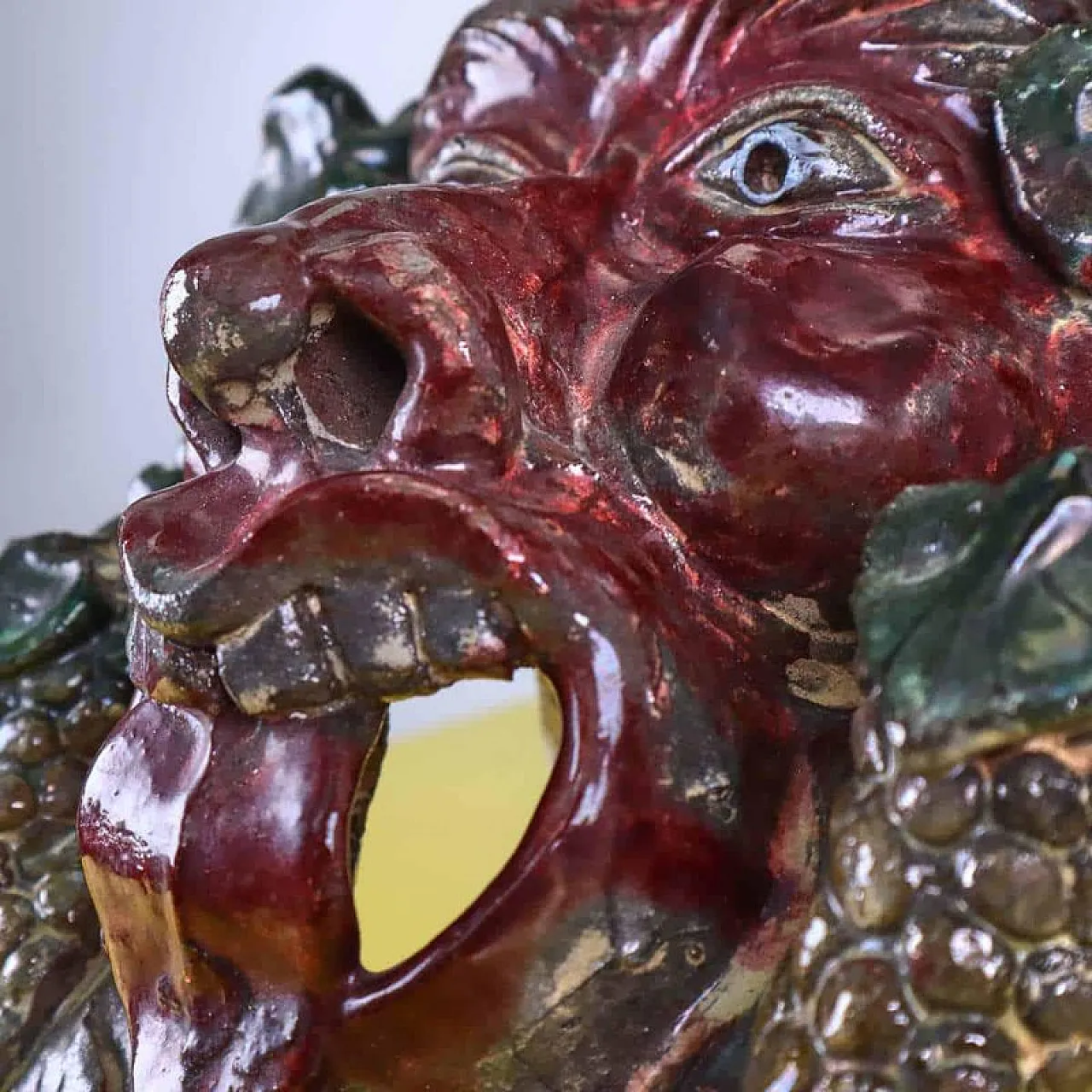 Bacchus Mask in Ceramic attr. to Seminara Paolo Condurso, 20th century 5
