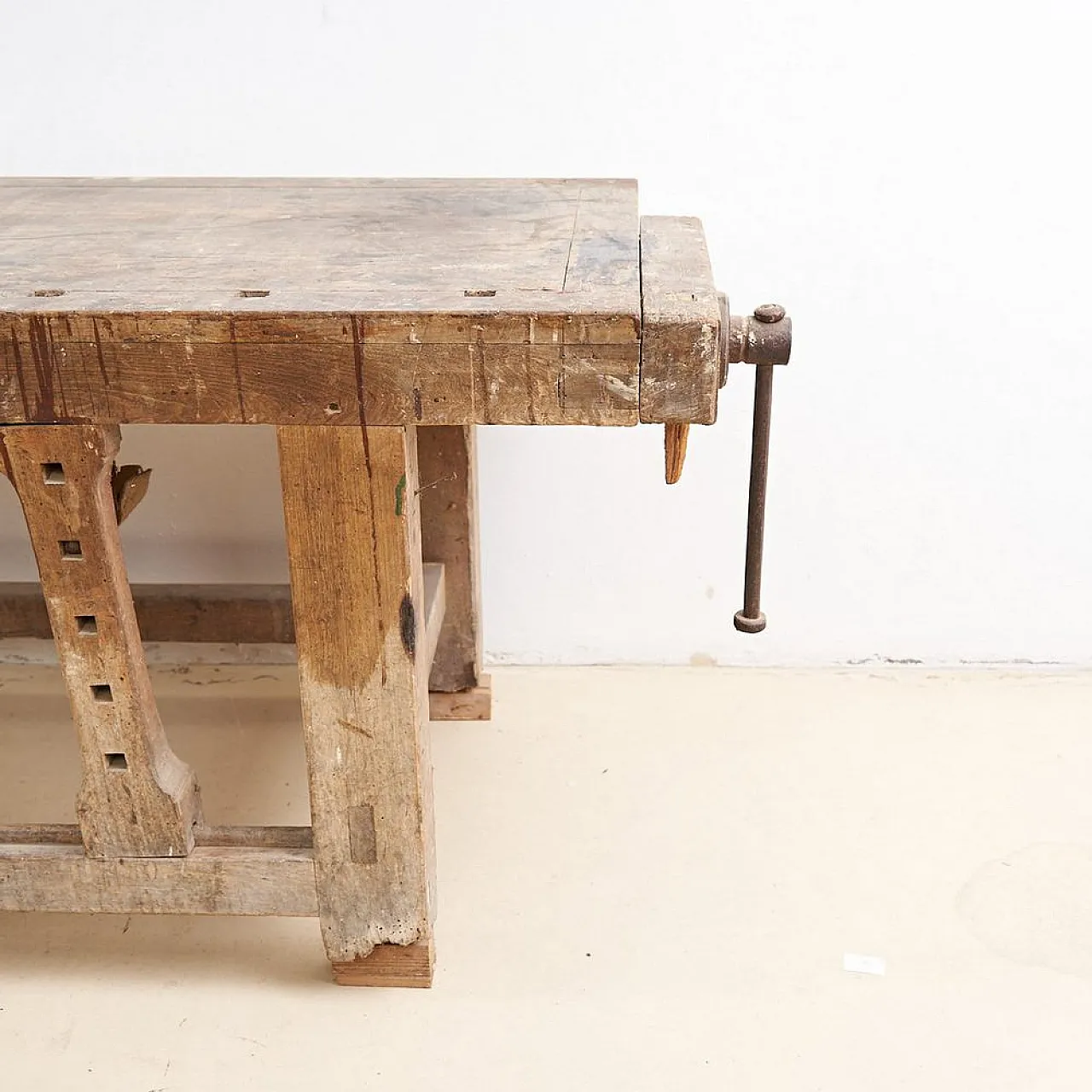 Antique carpenter Work table in Wood, 20th century 3
