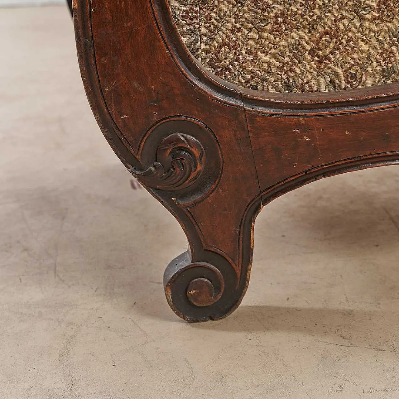 Luigi Filippo sofa in walnut, mid-19th century 6