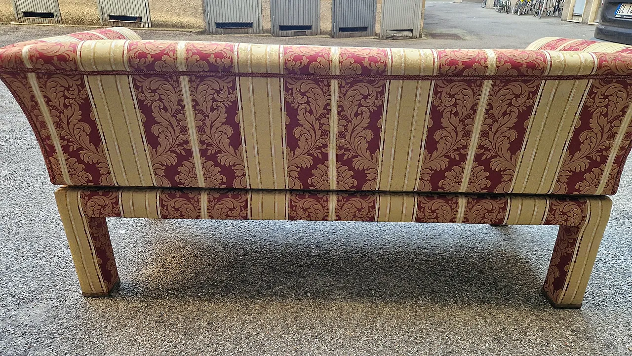 Divano a due posti con tessuto floreale con bordi in ottone, anni '80 11