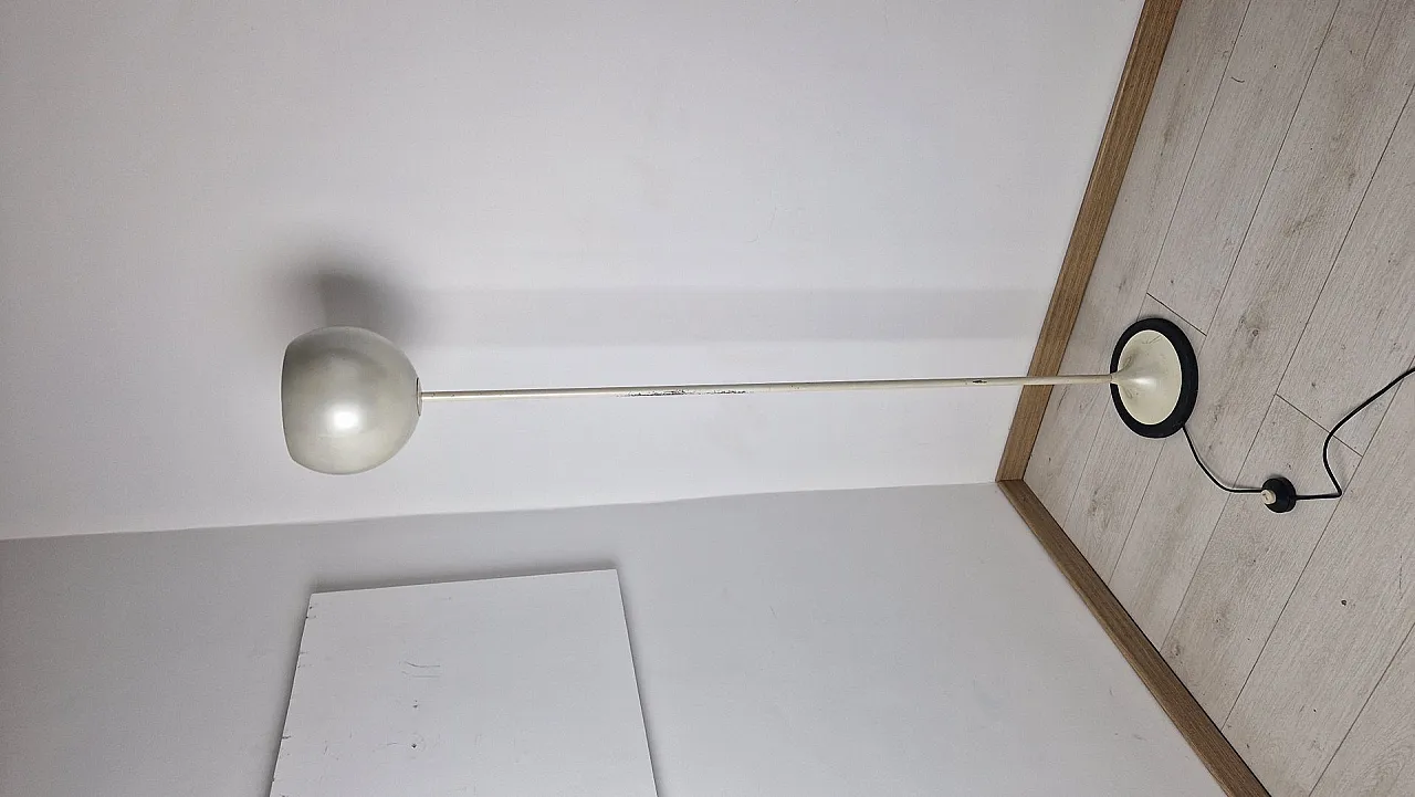 Floor lamp Luminator from Stilnovo, 1970s 5