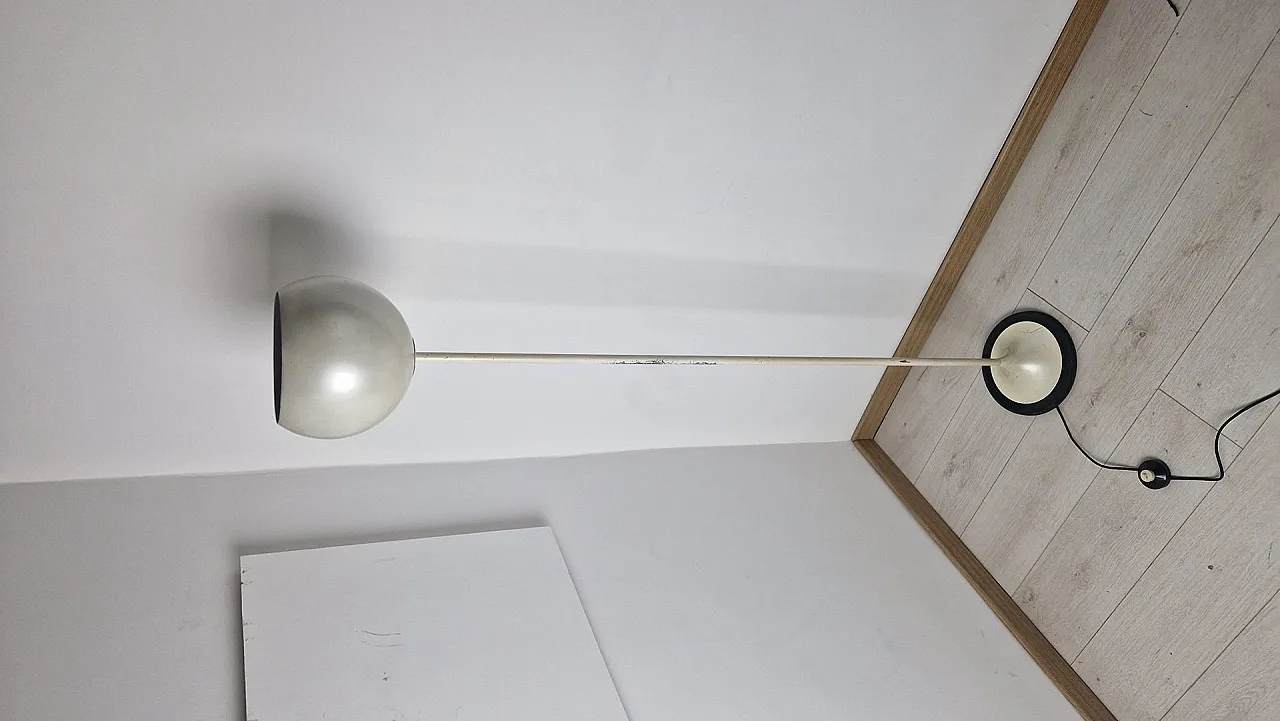 Floor lamp Luminator from Stilnovo, 1970s 6