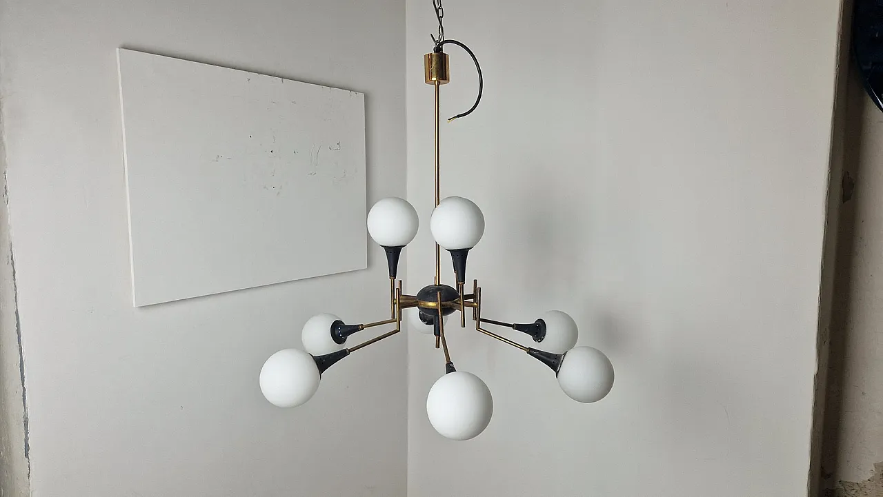 12-light brass chandelier with opaline spheres from Stilnovo, 1950s 3