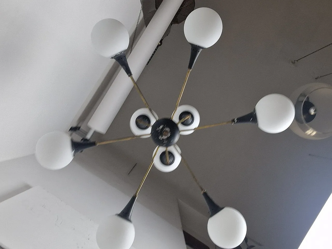 12-light brass chandelier with opaline spheres from Stilnovo, 1950s 5