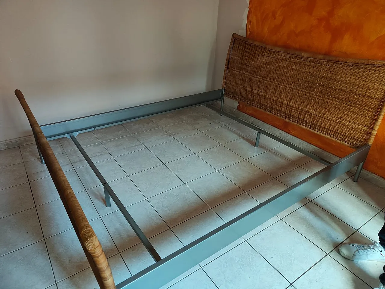 Double bed in iron and wicker, 1980s 4