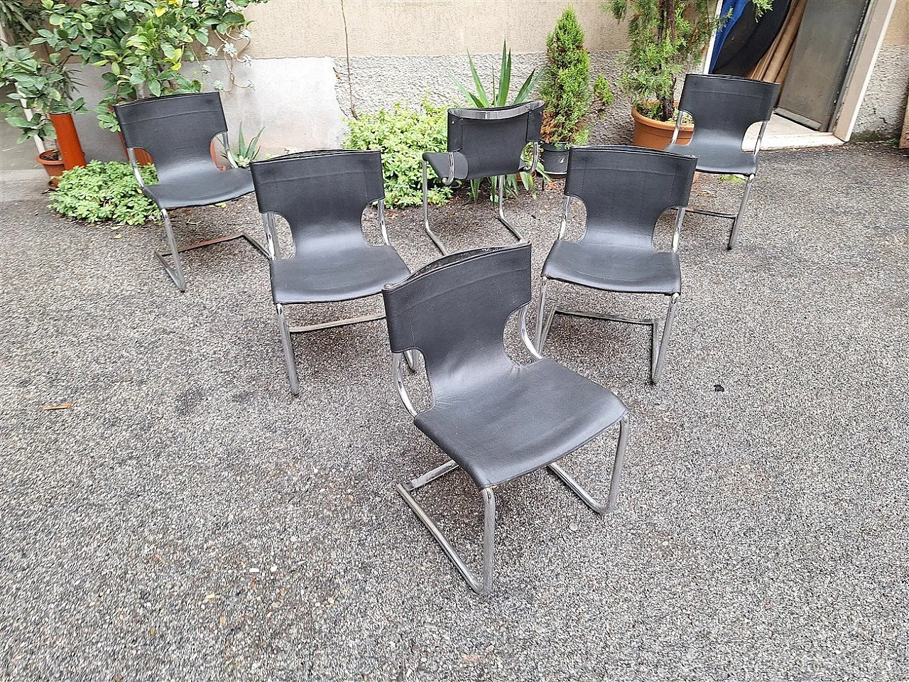 6 Chairs in chrome and black leather by Carlo Bartoli for T70, 1970s 3