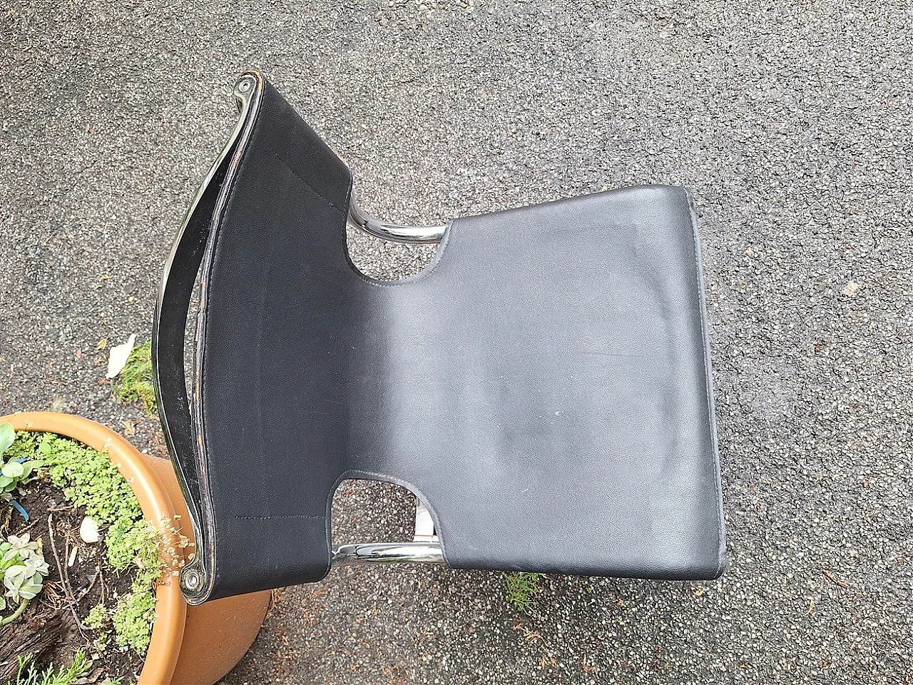 6 Chairs in chrome and black leather by Carlo Bartoli for T70, 1970s 18