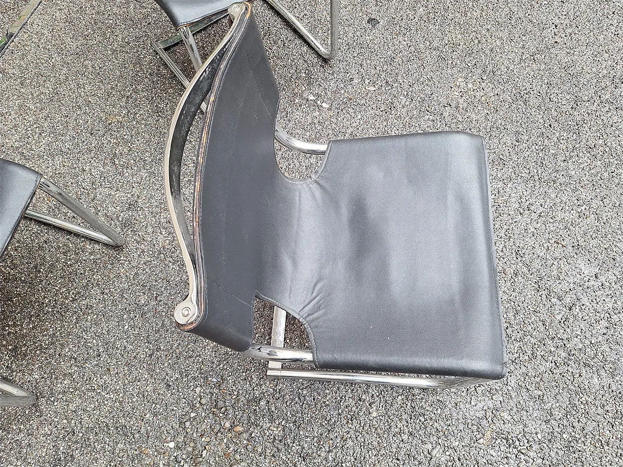 6 Chairs in chrome and black leather by Carlo Bartoli for T70, 1970s 21