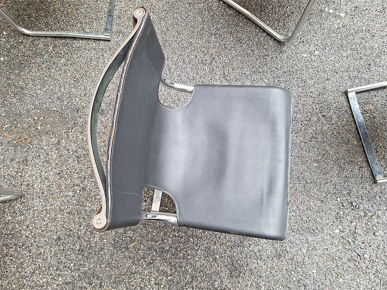 6 Chairs in chrome and black leather by Carlo Bartoli for T70, 1970s 22