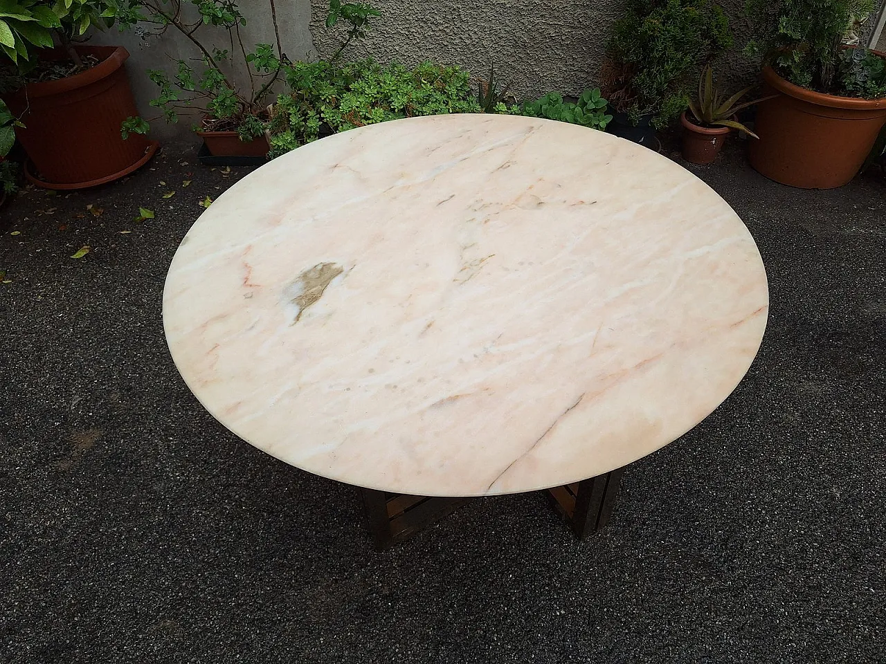 Tavolo da pranzo con base in ottone e ripiano in marmo, anni '60 9
