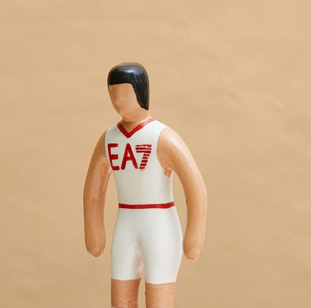Subbuteo sculpture in ceramic by Artigianato Italiano, 2000s 3
