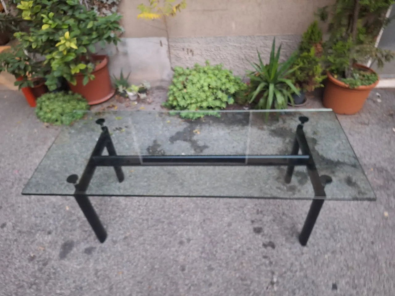 Tavolo da pranzo LC6 nero di Le Corbusier, anni '80 4