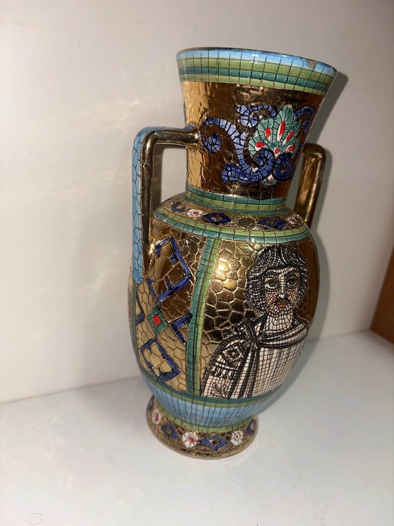 Deruta majolica vase 4