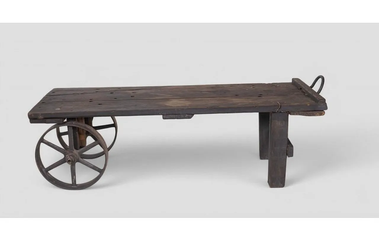 Industrial factory cart coffee table in wood and iron, 20th century 2