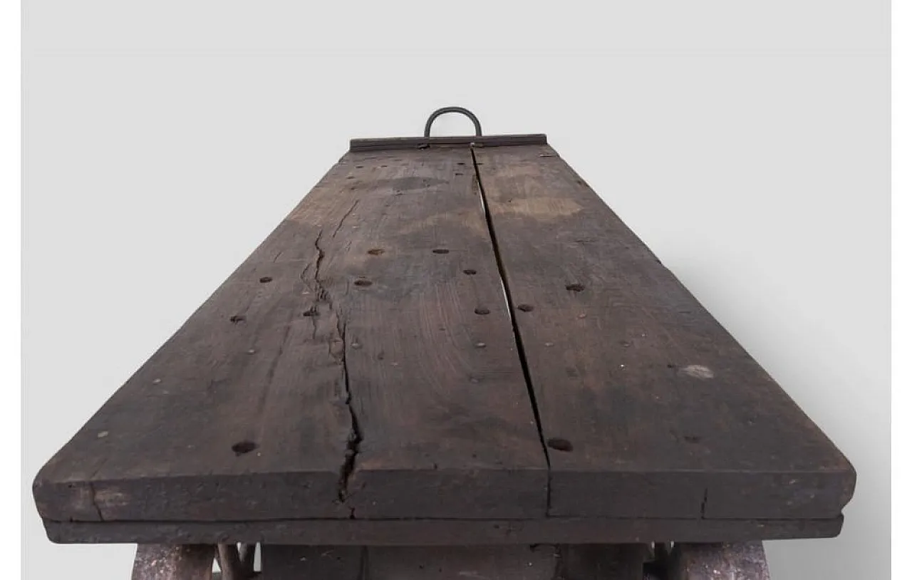 Industrial factory cart coffee table in wood and iron, 20th century 6