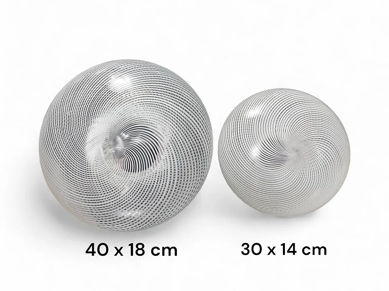 5 Murano glass pendant chandeliers by Venini, 1950s 6
