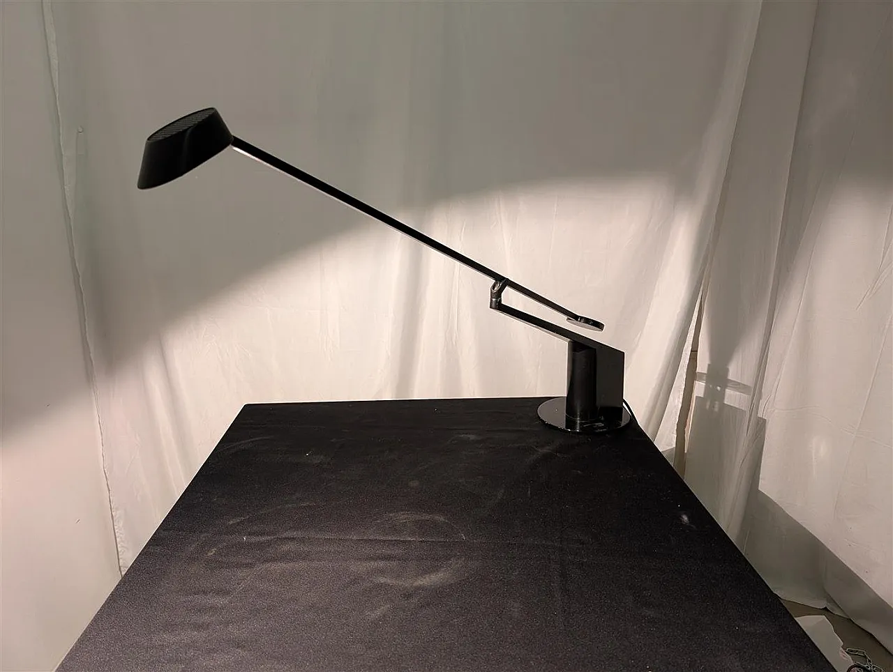 Black office lamp by R. Bonetto for Guzzini, 1980s 9