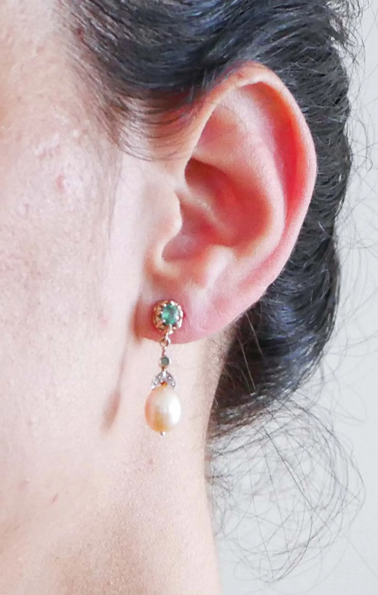 Orecchini con perle, smeraldi, diamanti, oro rosa e argento, '900 5