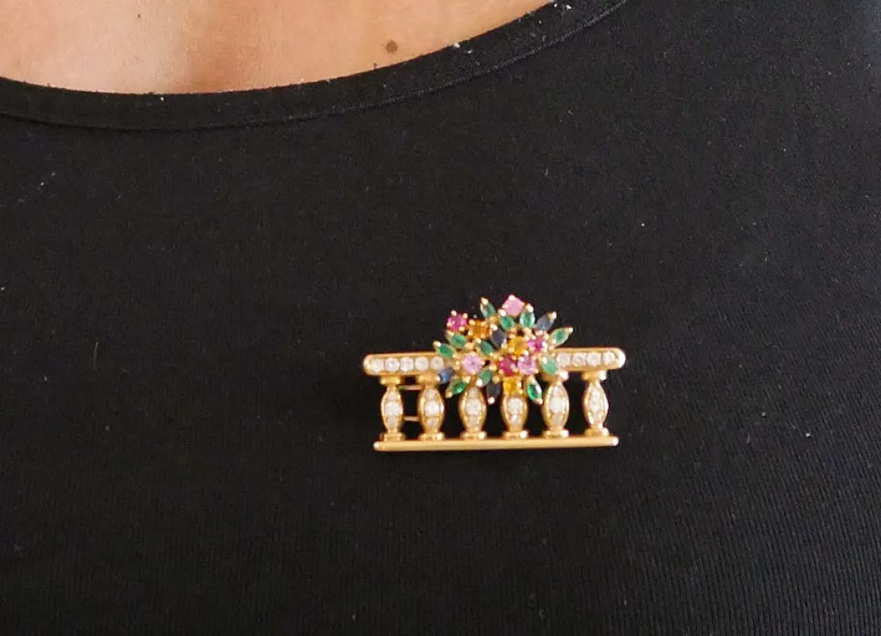 Sapphires, rubies, diamonds, 18 Kt yellow gold brooch, 1950s 5