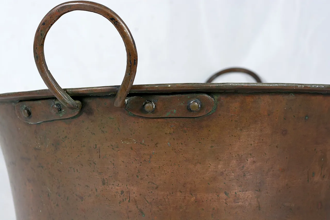 Hand-hammered copper basin with forged iron handles, 19th century 3