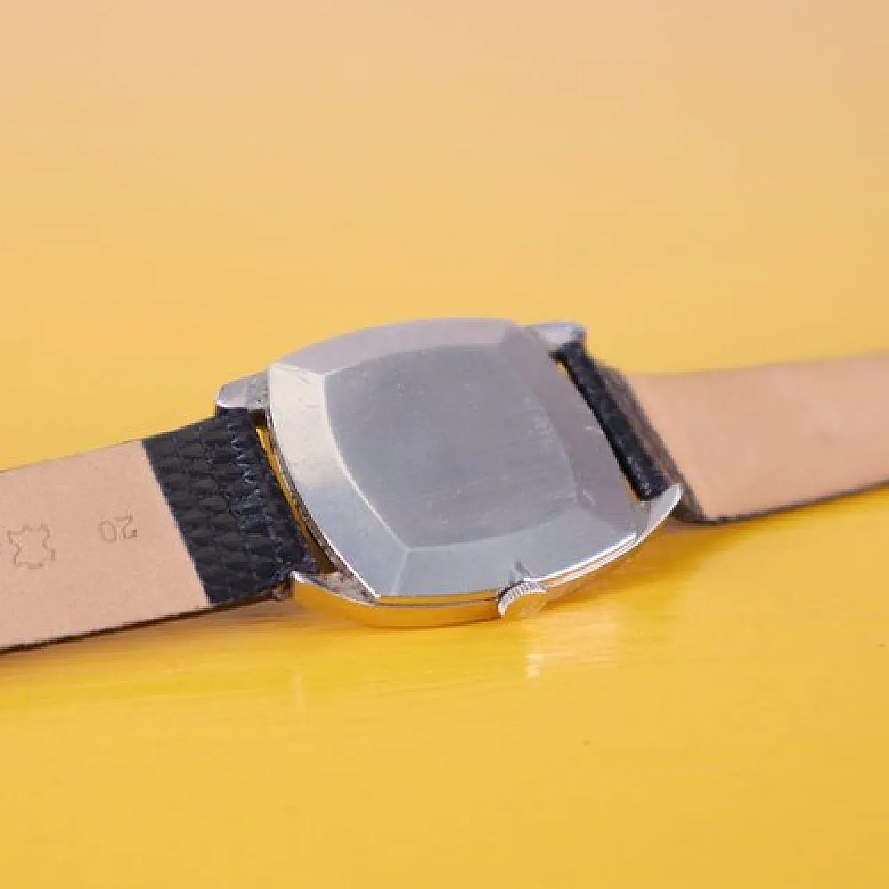 Men's Wristwatch from Girard Perregaux, 1970s 4