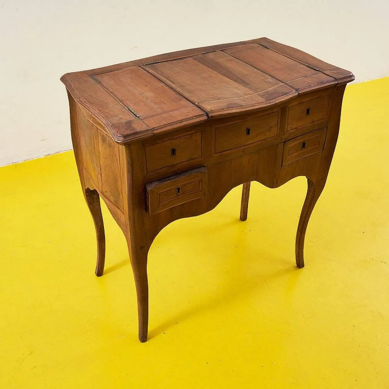 Wooden dressing table, 20th century 9