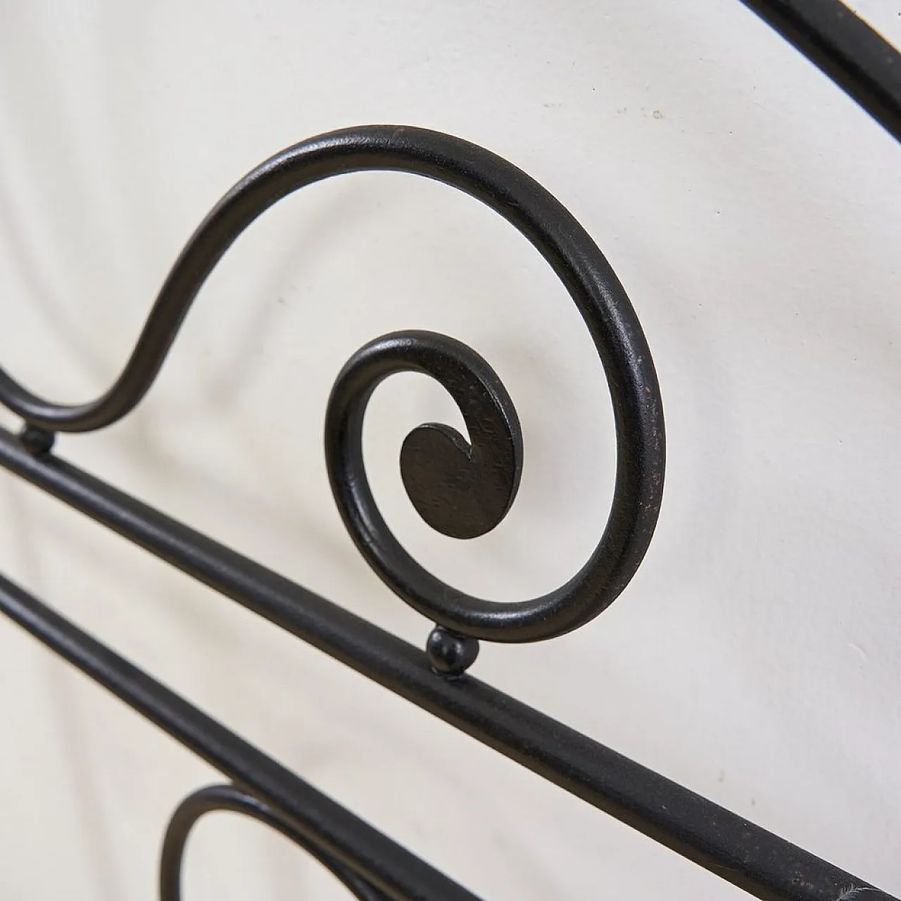 Wrought iron bed, early 20th century 4