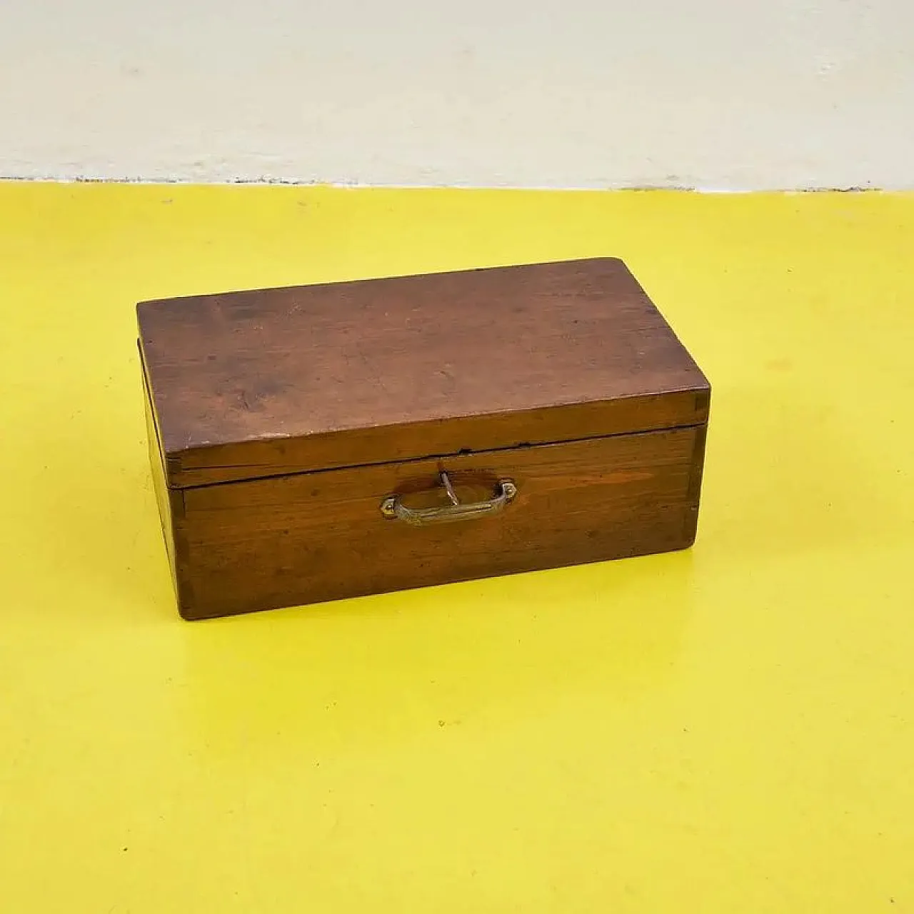Wooden box with dividers, 20th century 1