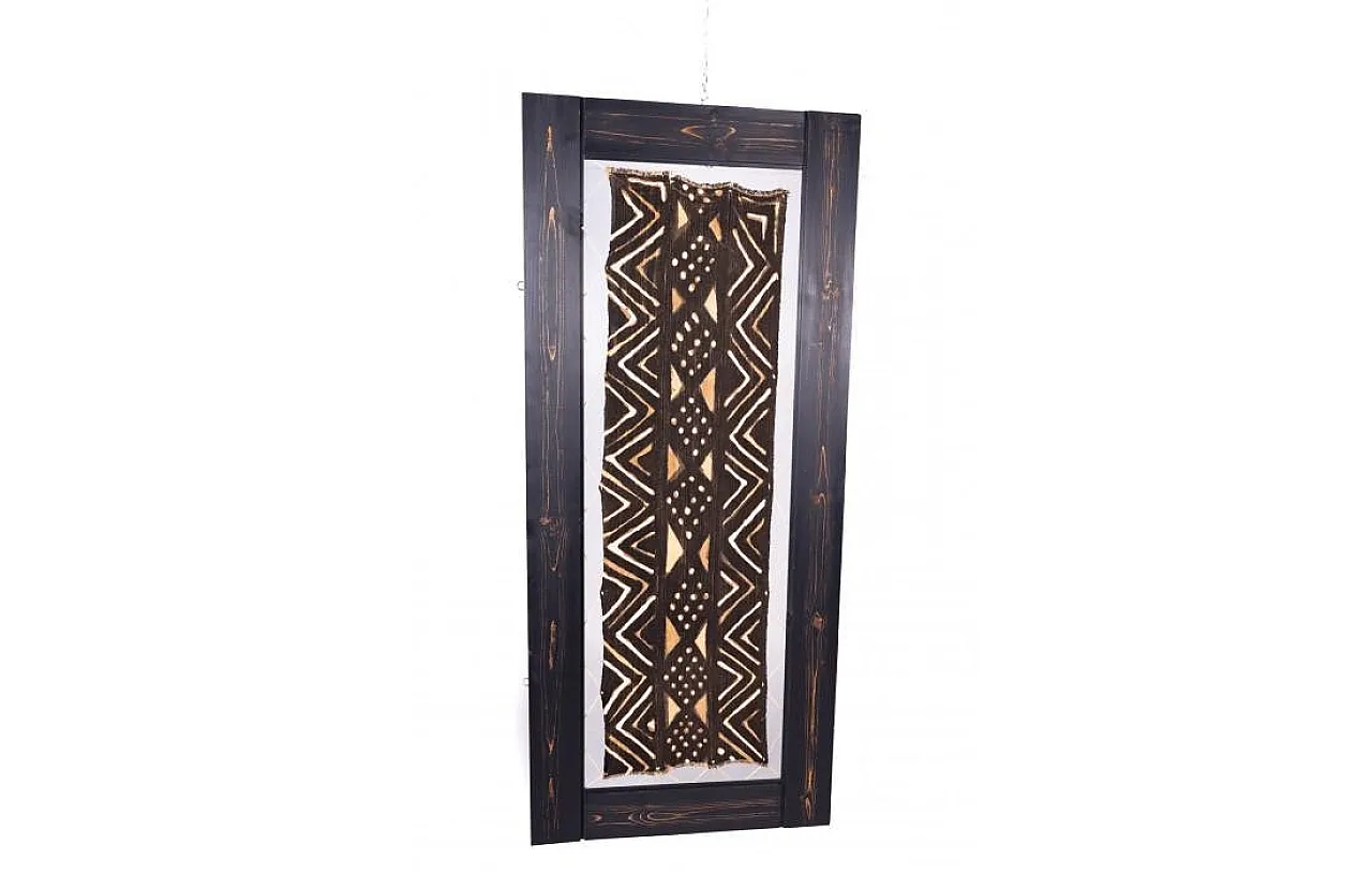 Arazzo etnico con cornice in legno, anni '80 1