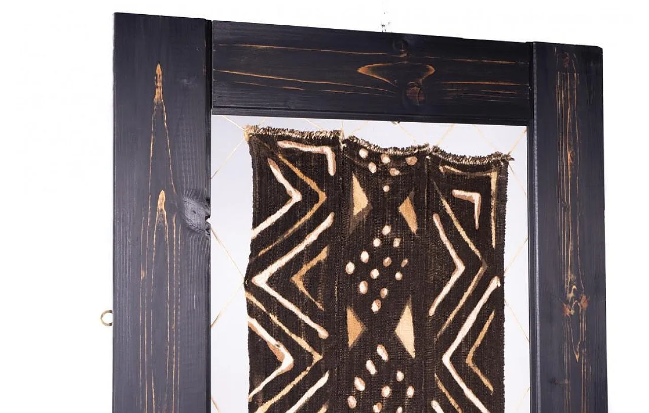 Arazzo etnico con cornice in legno, anni '80 2