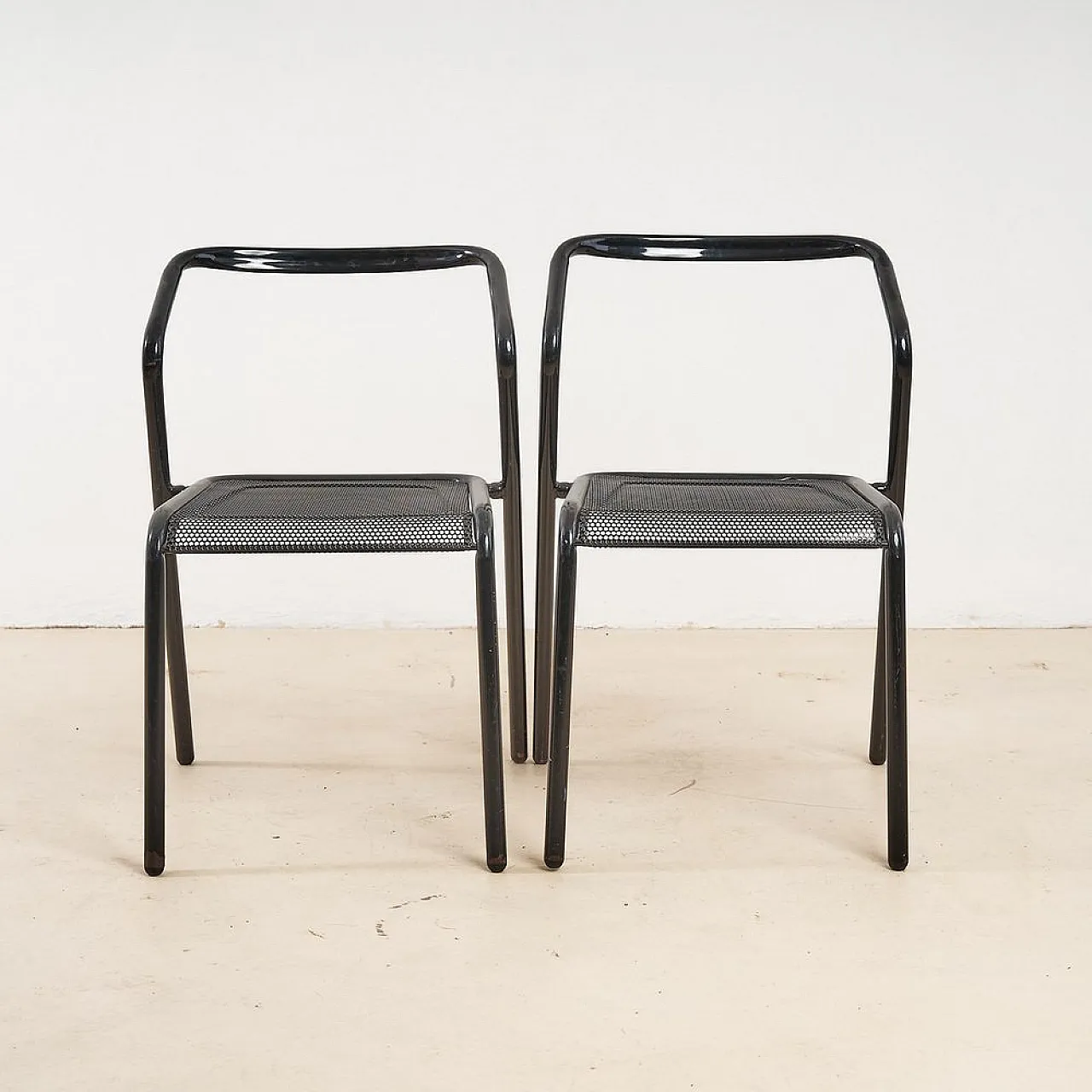Pair of Minimal Metal Chairs, 1990s 3