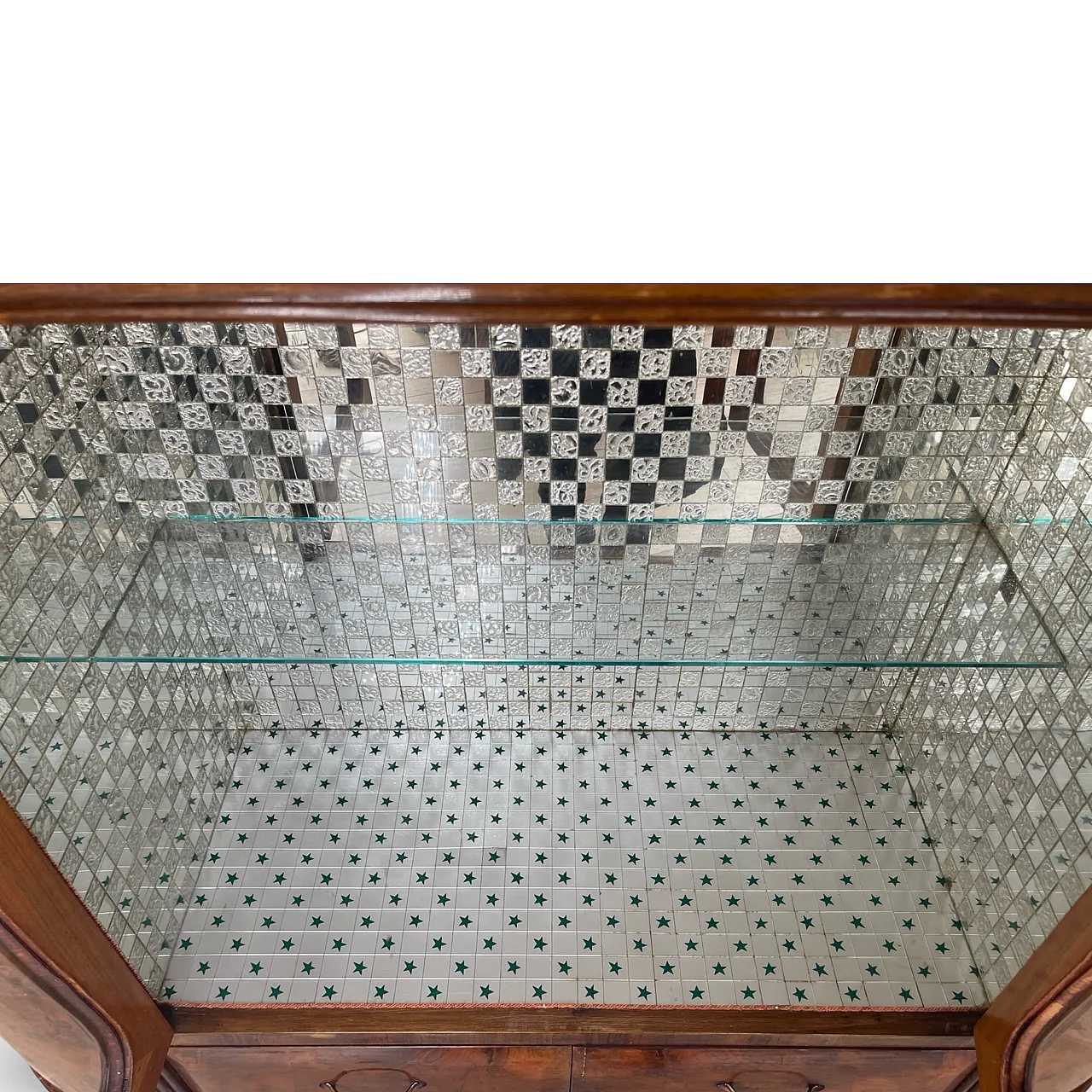 Italian sideboard, high level of craftsmanship of the period 1950s 32