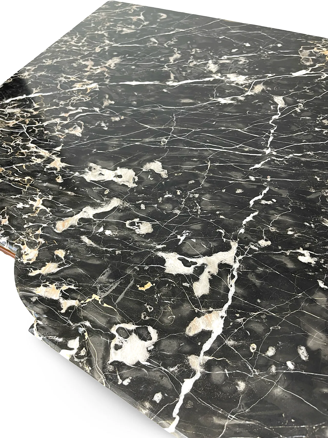 Threaded chest of drawers inlaid with white/grey veined black marble 52