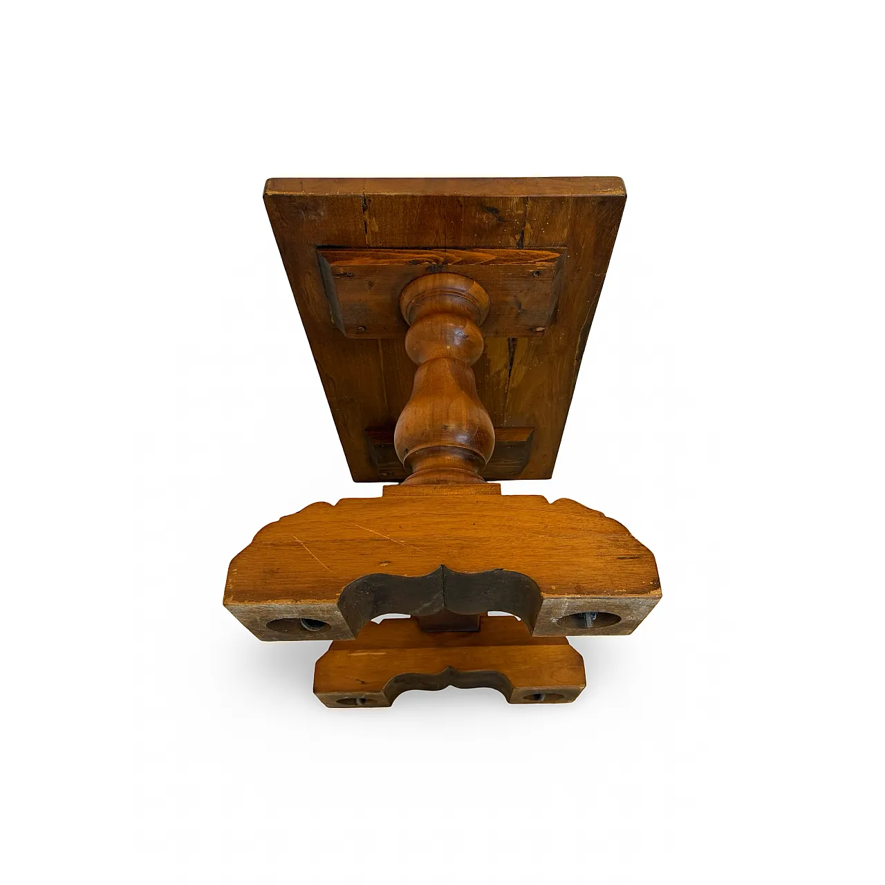 Rustic walnut wooden table, 1900s 42