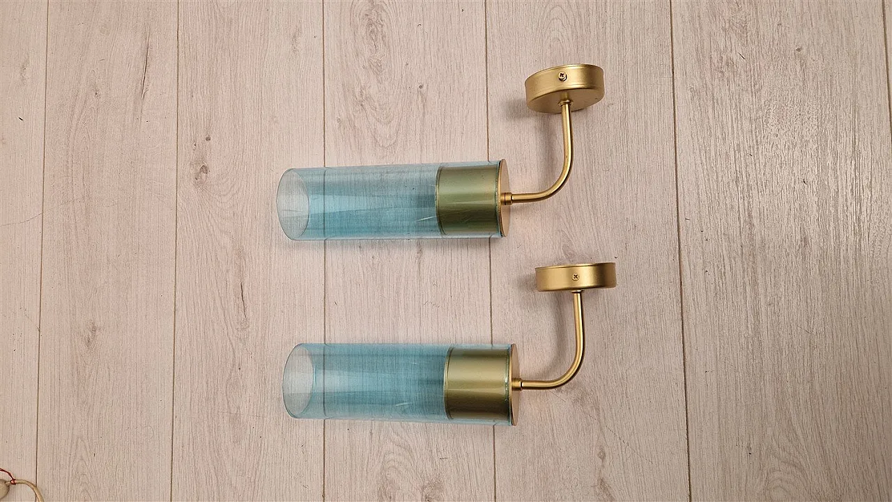 Coppia di lmpade da parete in ottone con tubo in vetro blu, anni '90 5