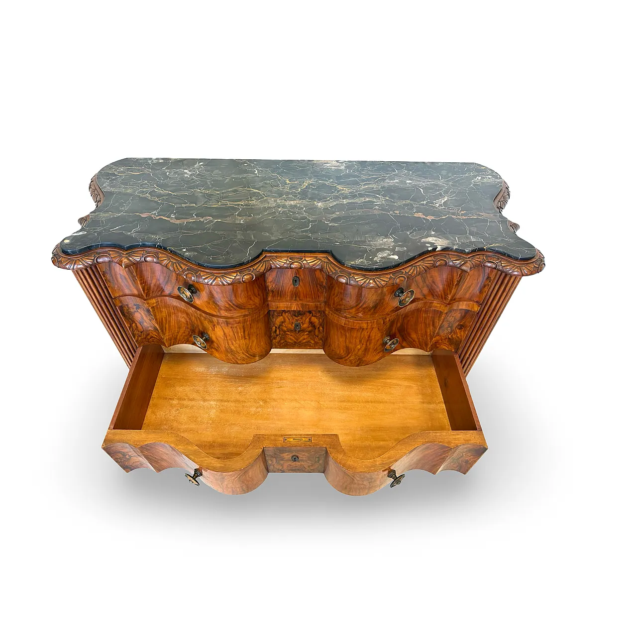 Walnut serpentine commode, 1930s 41