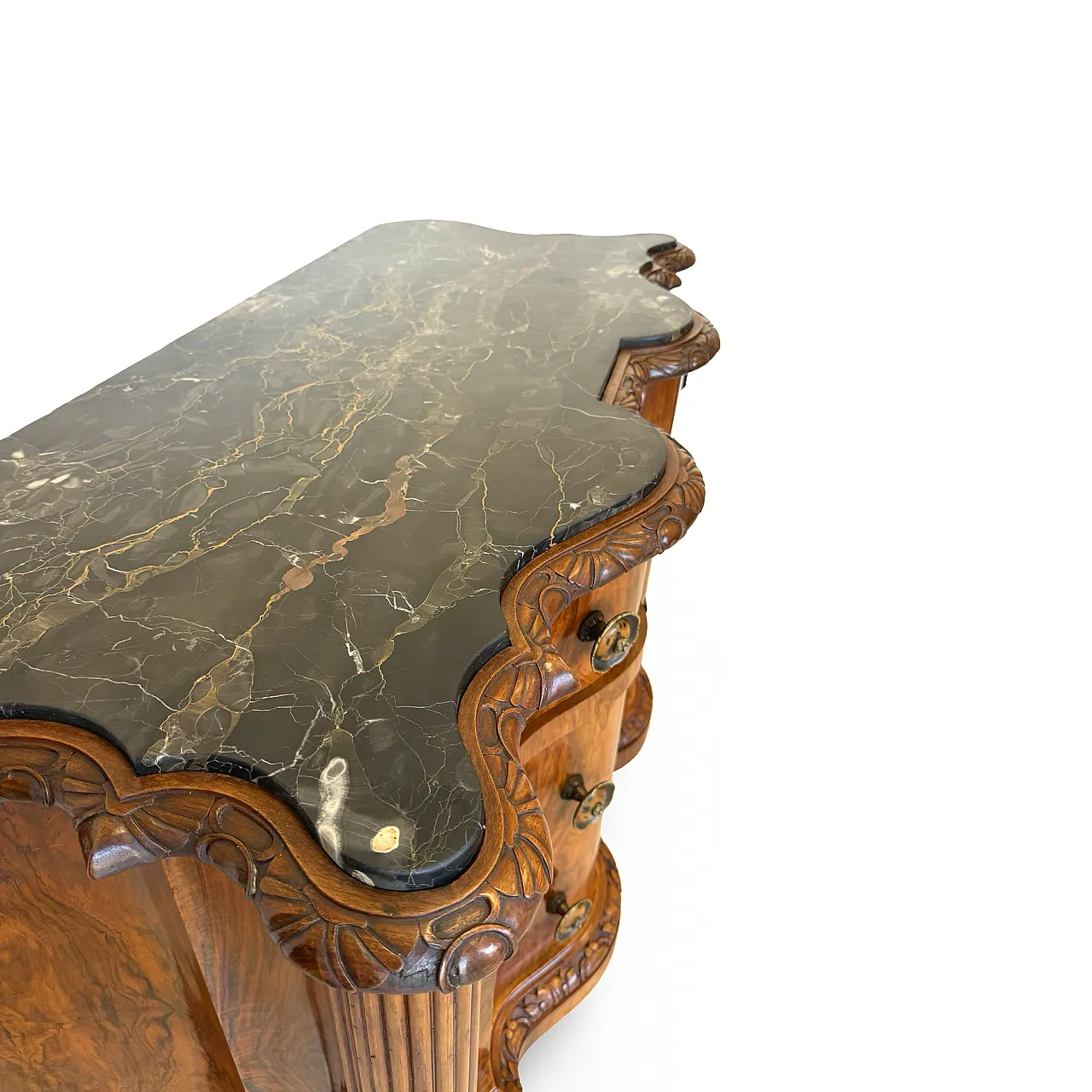 Walnut serpentine commode, 1930s 46