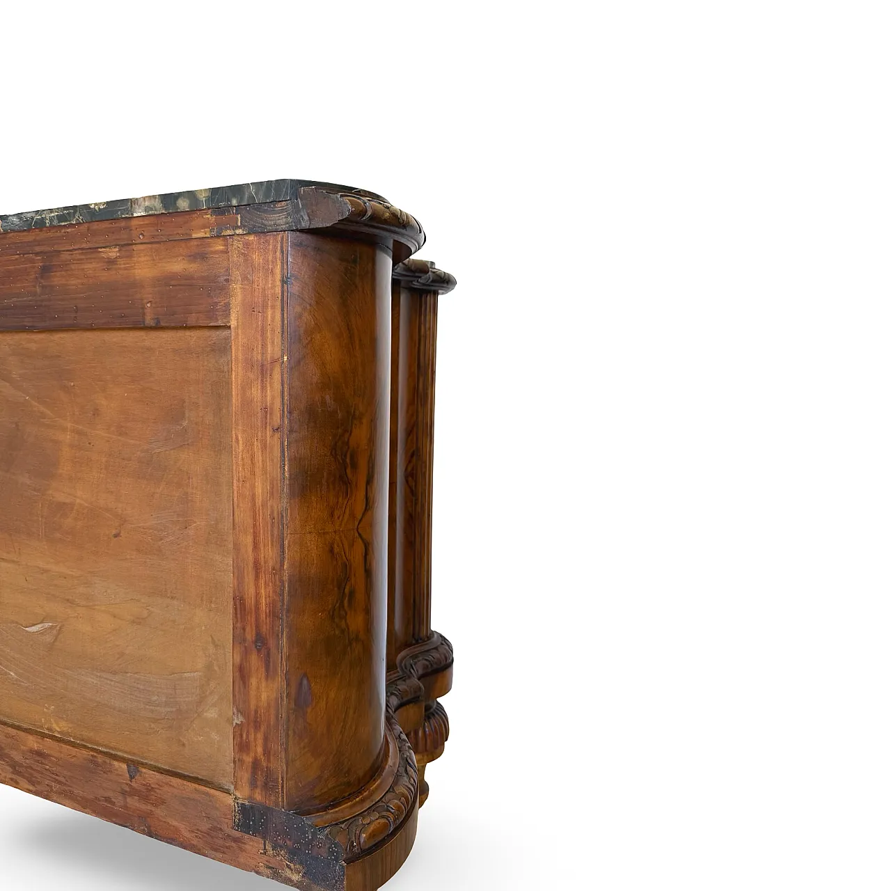 Walnut serpentine commode, 1930s 49