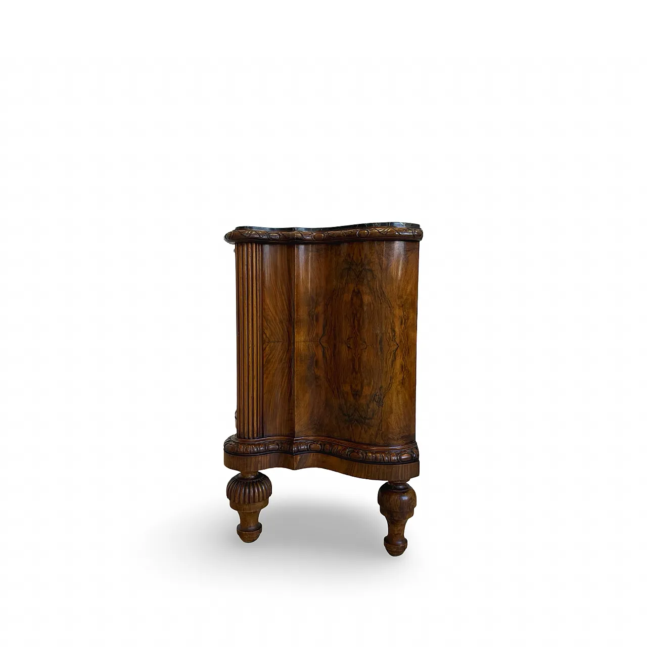 Walnut serpentine commode, 1930s 51
