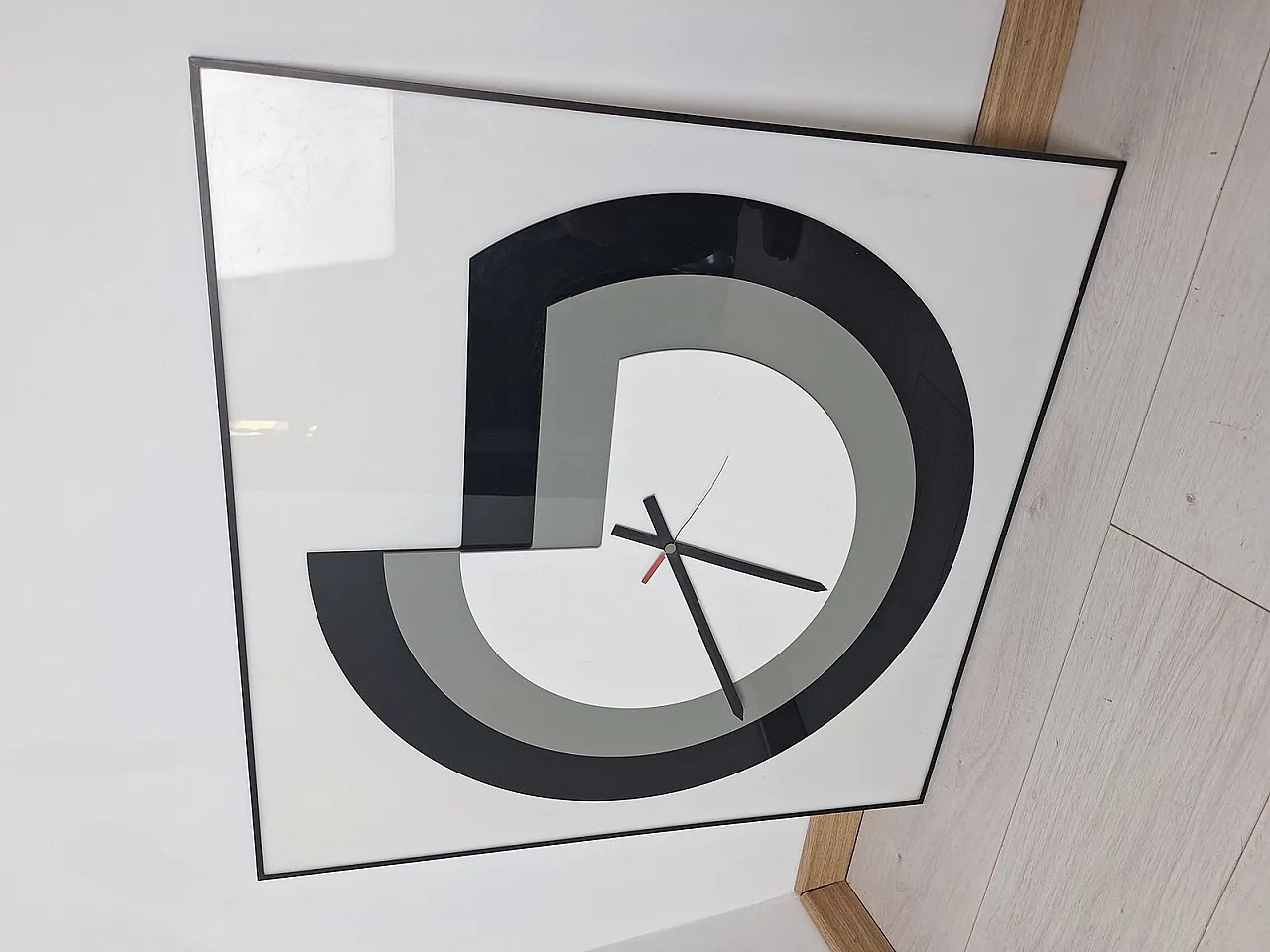 Wall clock in acrylic glass, 1970s 1
